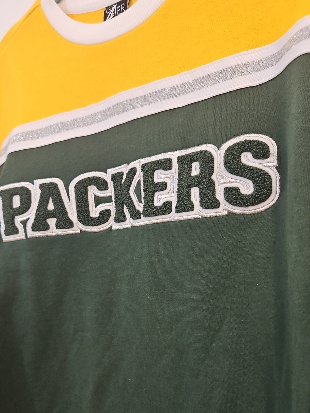 Green Bay Packers Pullover - Picture 10 of 12